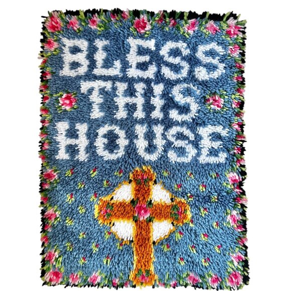 Handmade Latch Hook Rug "Bless This House" Floral Cross 21x27.75 Completed - Picture 1 of 9
